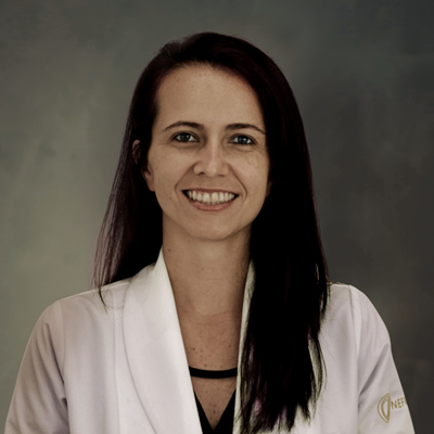 Dra. Erica Pires da Rocha - Nefrostar